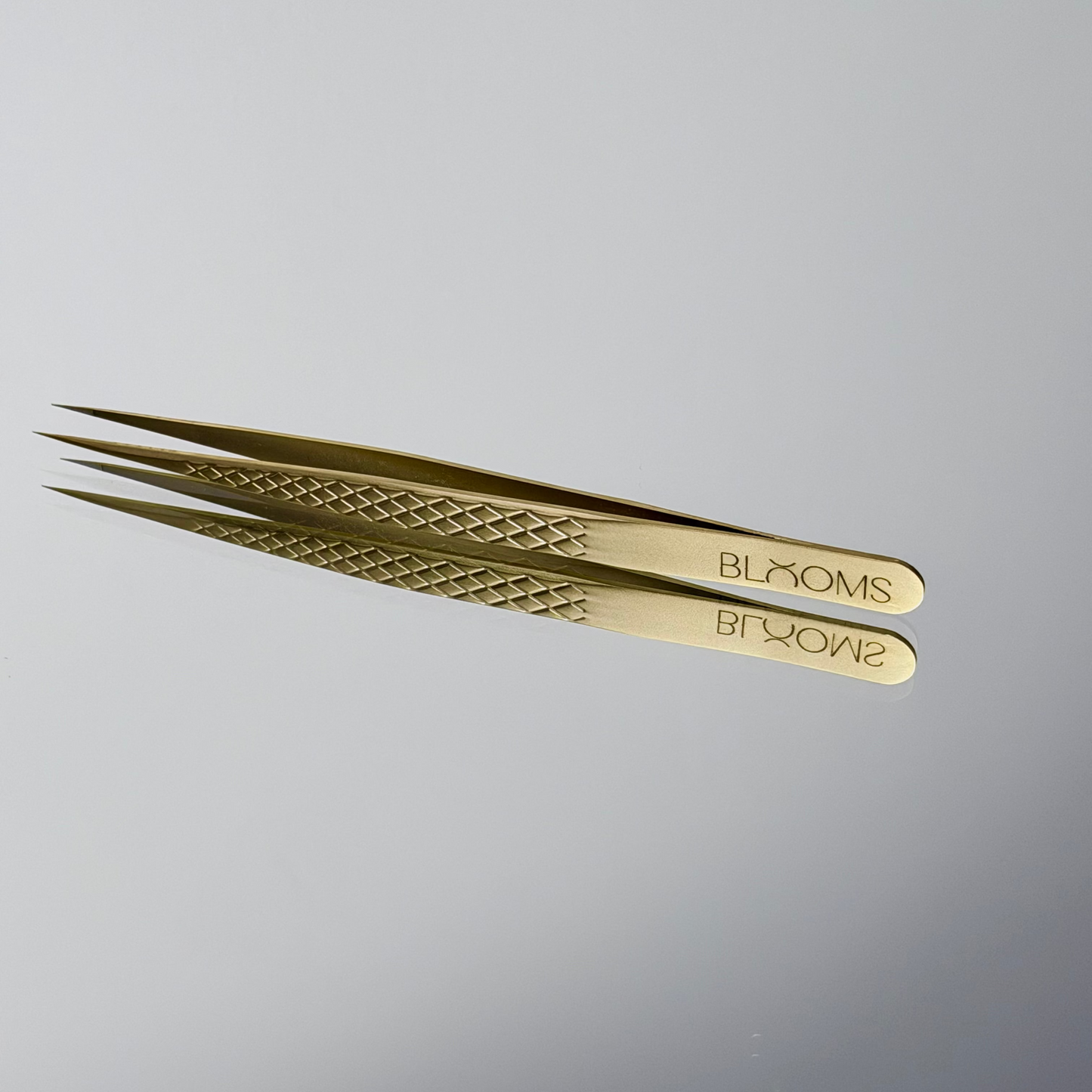 B4 ULTRA FINE PRECISION TWEEZER