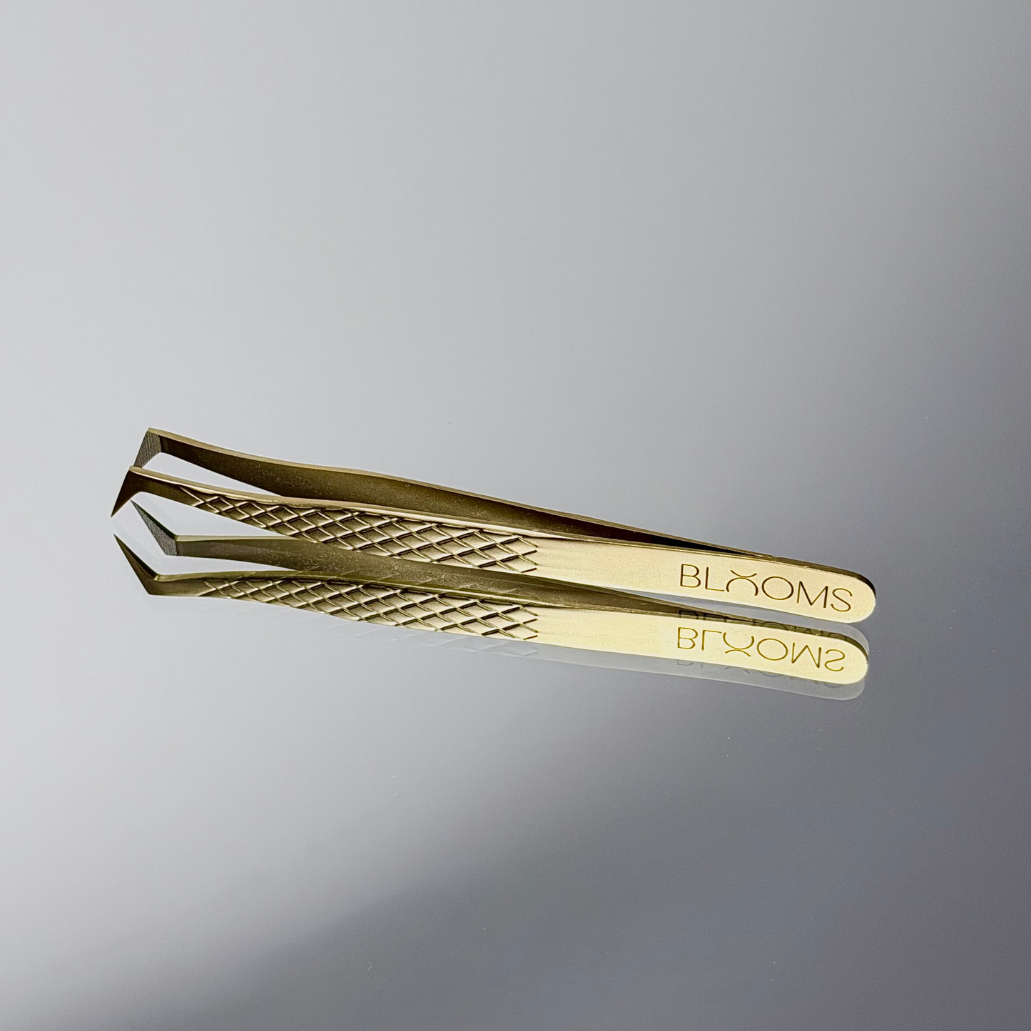 B3 ANGULAR PRECISION TWEEZER