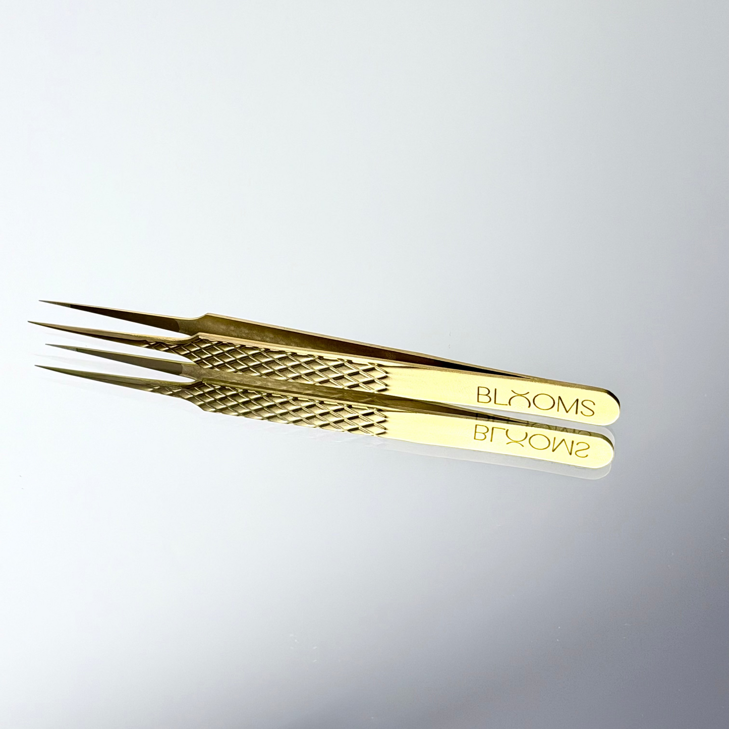 B2 SLIM PRECISION ISOLATION TWEEZER
